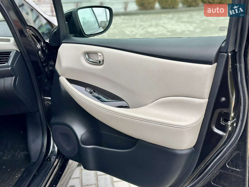 Хэтчбек Nissan Leaf 2018 в Львове фото 19 Хэтчбек Nissan Leaf 2018 в Львове