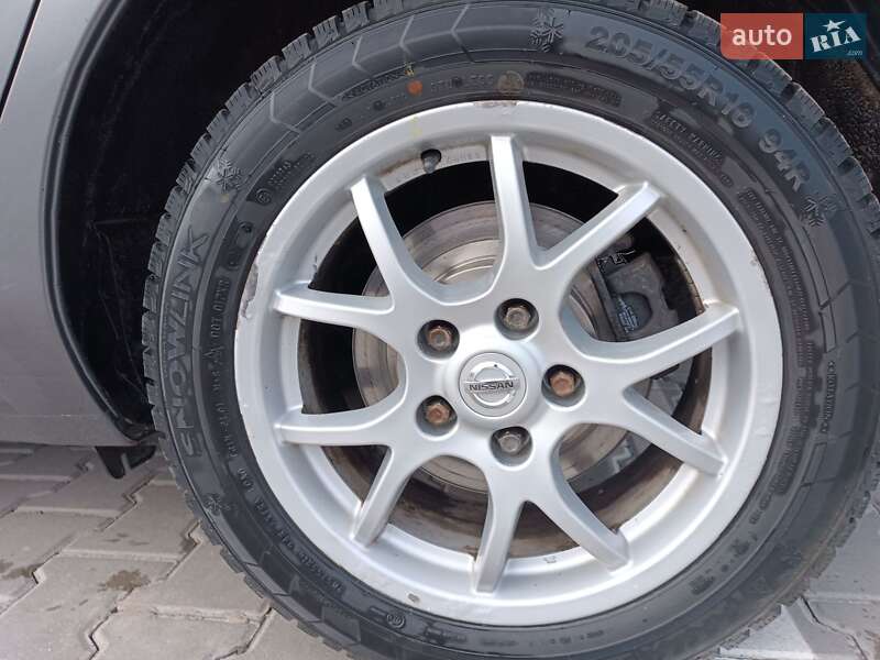 Хетчбек Nissan Leaf 2014 в Тернополі