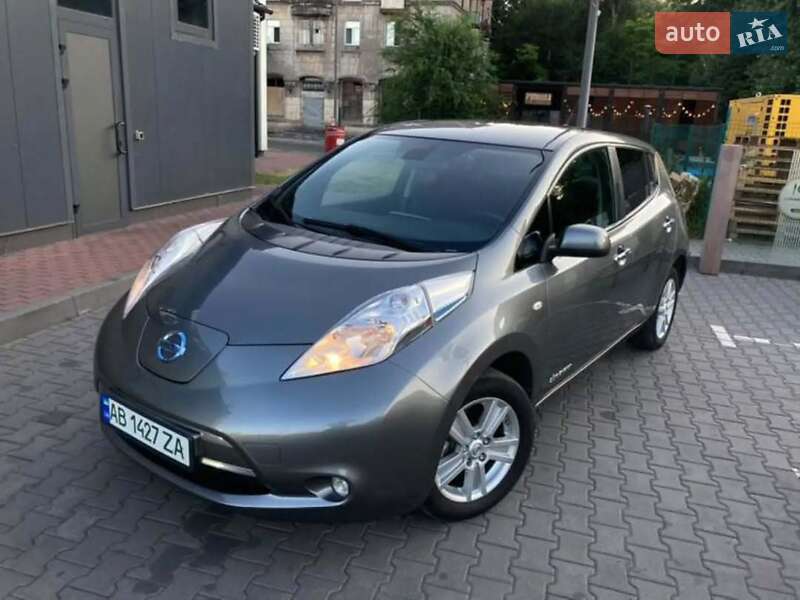 Хетчбек Nissan Leaf 2015 в Вінниці