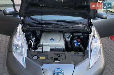 Хетчбек Nissan Leaf 2015 в Вінниці