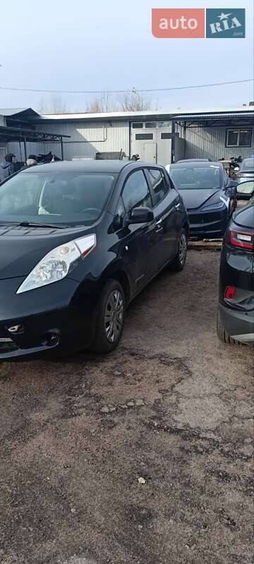 Хэтчбек Nissan Leaf 2014 в Черкассах