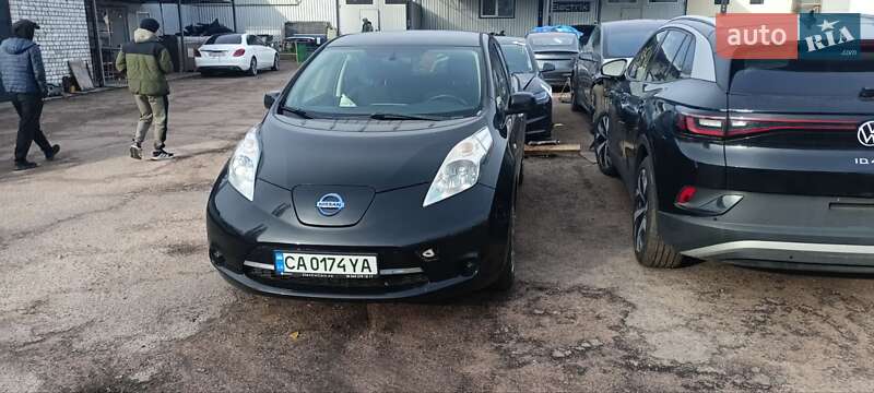 Хэтчбек Nissan Leaf 2014 в Черкассах
