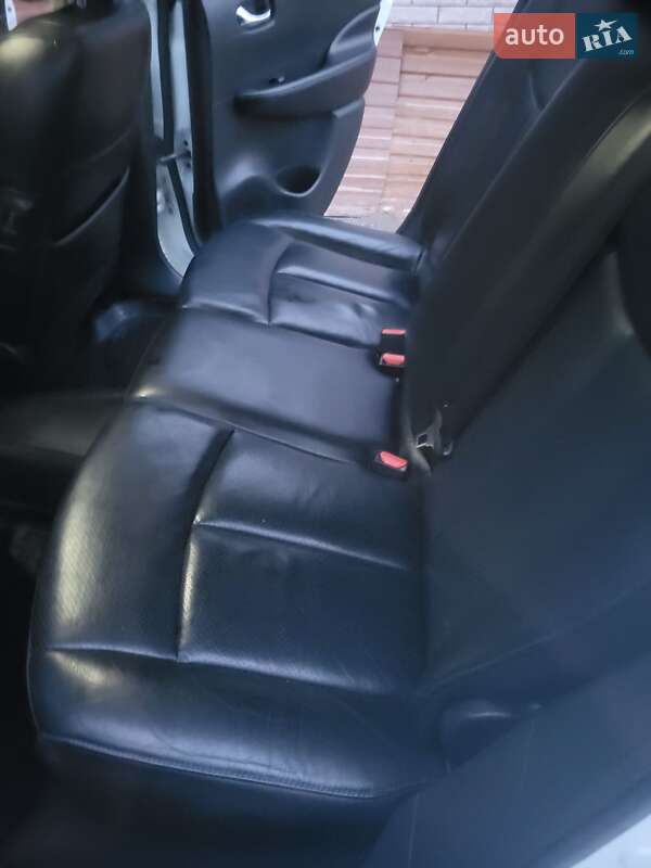 Хэтчбек Nissan Leaf 2015 в Виннице