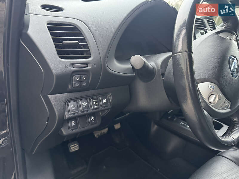 Хэтчбек Nissan Leaf 2014 в Тернополе фото 17 Хэтчбек Nissan Leaf 2014 в Тернополе