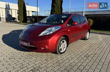 Хэтчбек Nissan Leaf 2012 в Яворове