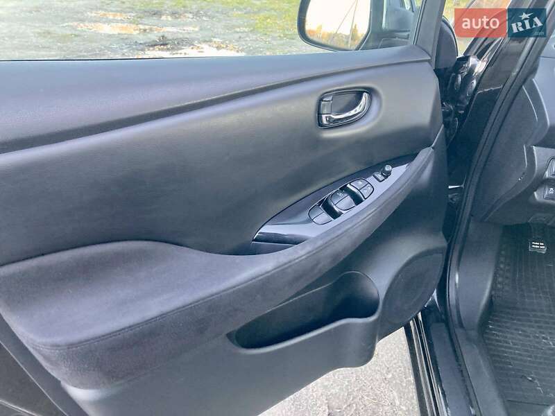 Хэтчбек Nissan Leaf 2014 в Тернополе