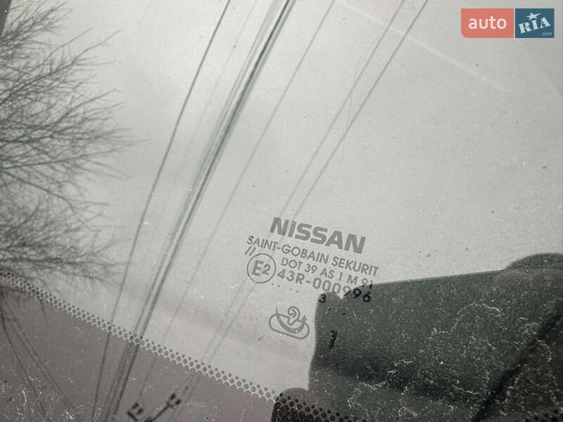 Хэтчбек Nissan Leaf 2013 в Одессе