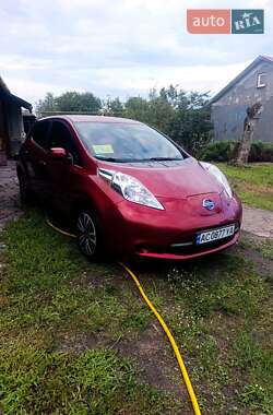 Хэтчбек Nissan Leaf 2015 в Шептицькому
