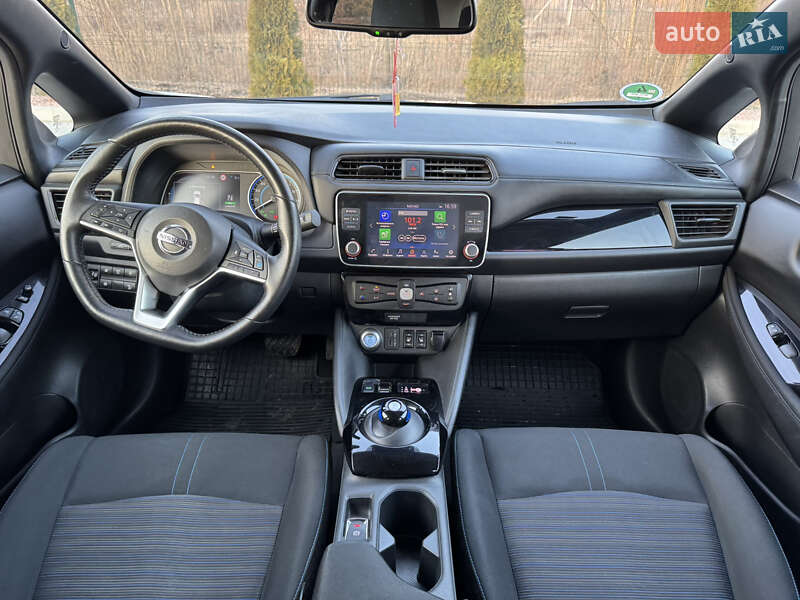 Хетчбек Nissan Leaf 2021 в Хмельницькому