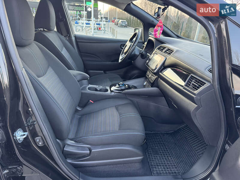 Хетчбек Nissan Leaf 2021 в Хмельницькому