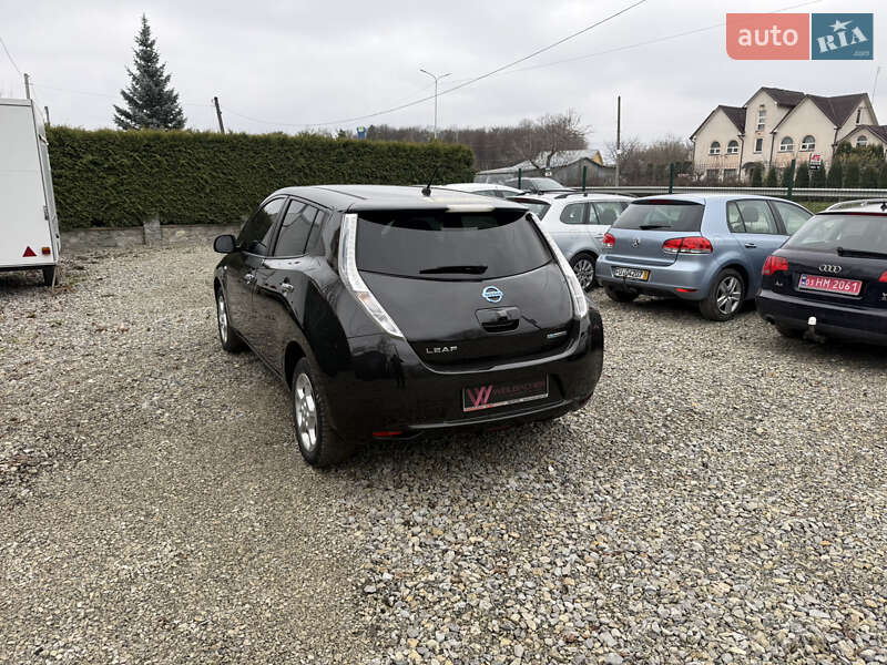 Хэтчбек Nissan Leaf 2016 в Борщеве