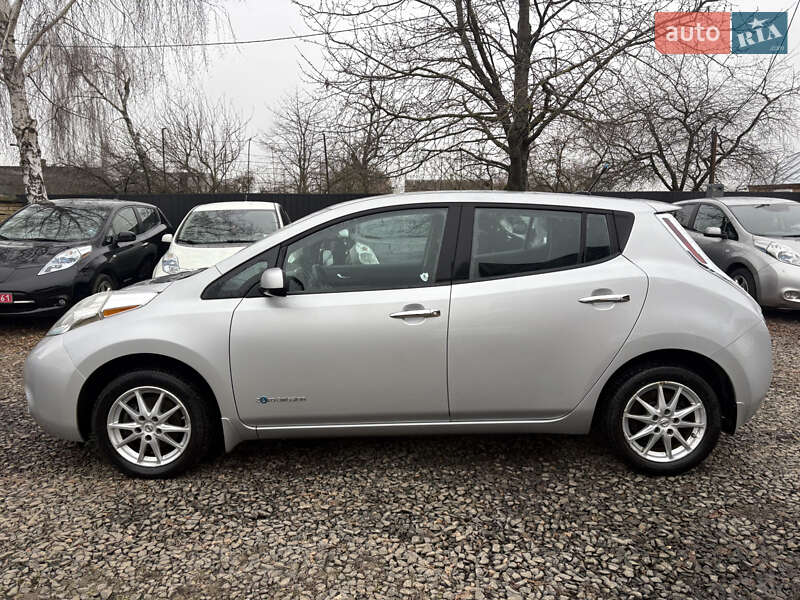 Хэтчбек Nissan Leaf 2013 в Луцке