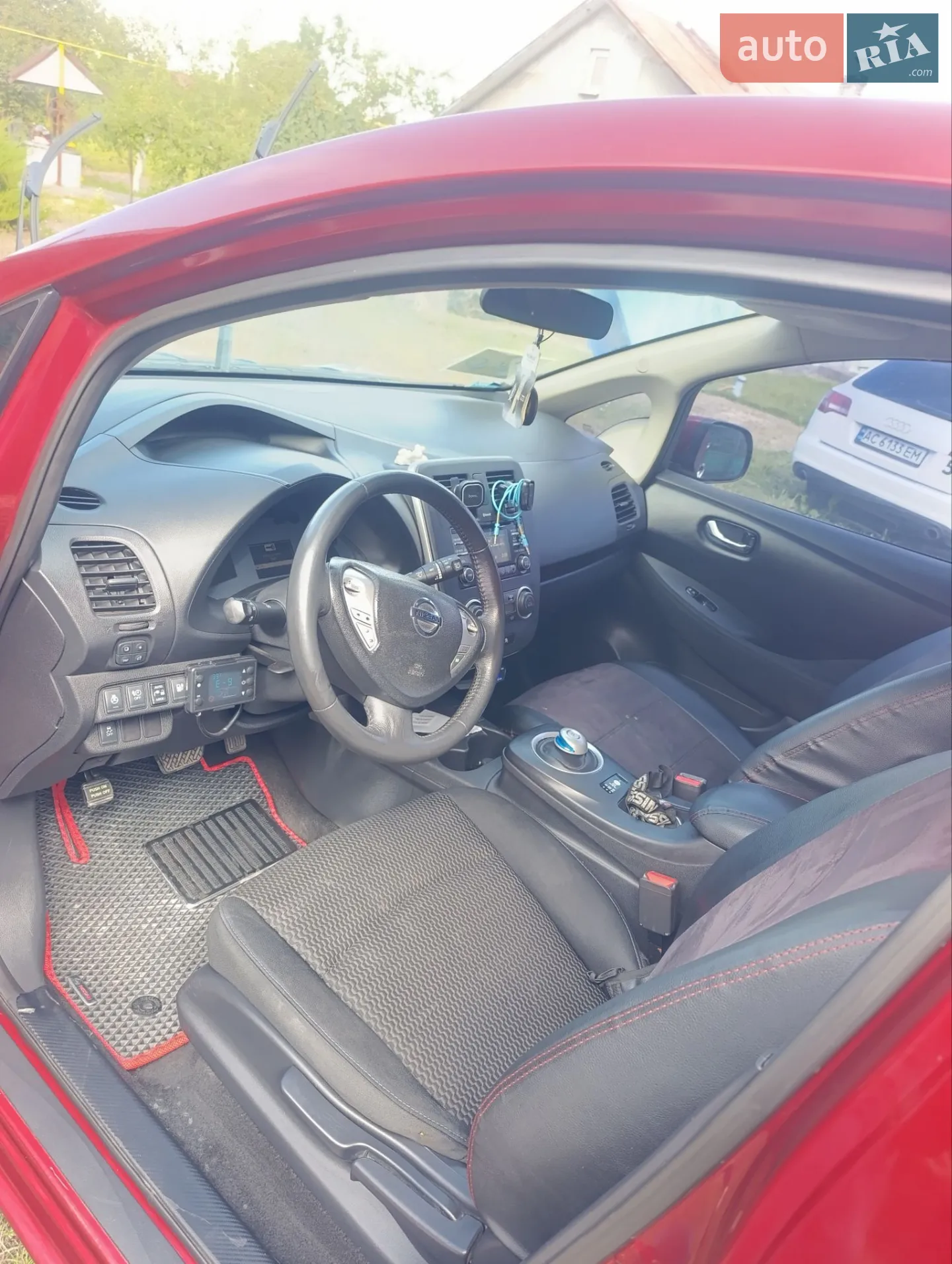 2015 Nissan Leaf - мініатюра 15