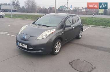 Хэтчбек Nissan Leaf 2013 в Днепре
