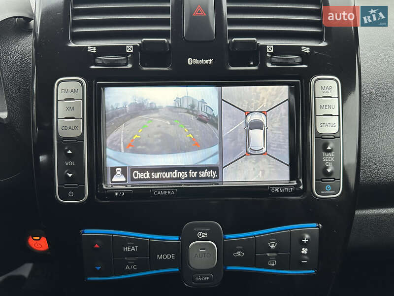 Хэтчбек Nissan Leaf 2013 в Ровно