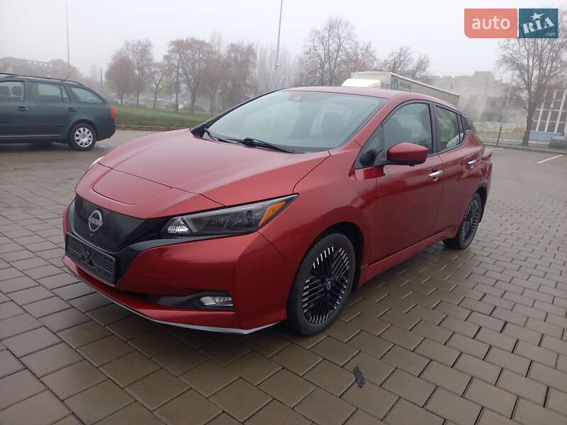 Хэтчбек Nissan Leaf 2022 в Черкассах фото 2 Хэтчбек Nissan Leaf 2022 в Черкассах