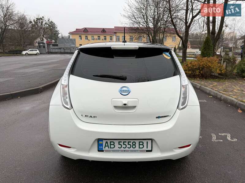 Хэтчбек Nissan Leaf 2015 в Виннице
