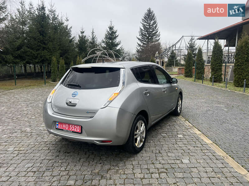Хэтчбек Nissan Leaf 2016 в Золочеве