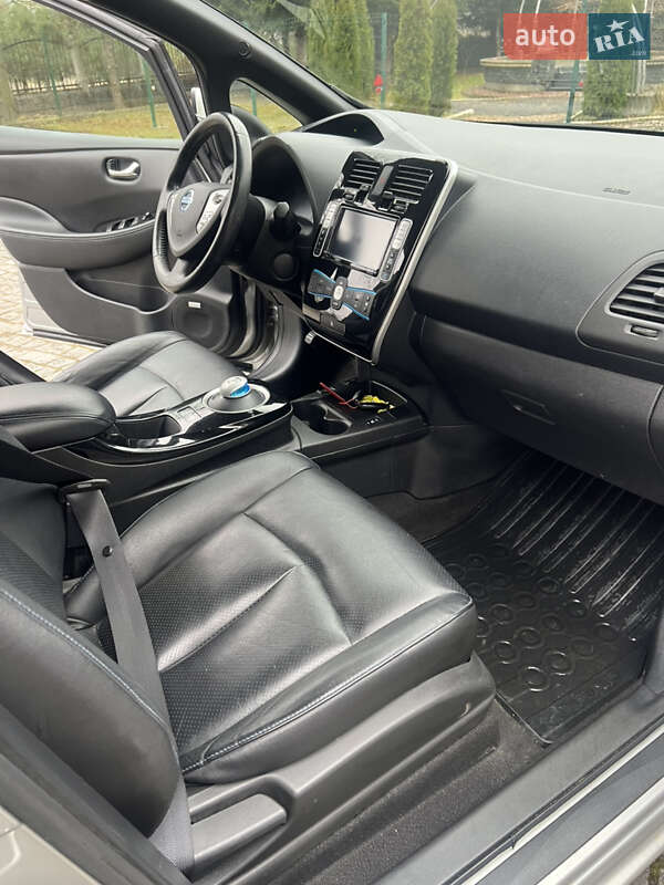 Хэтчбек Nissan Leaf 2016 в Золочеве