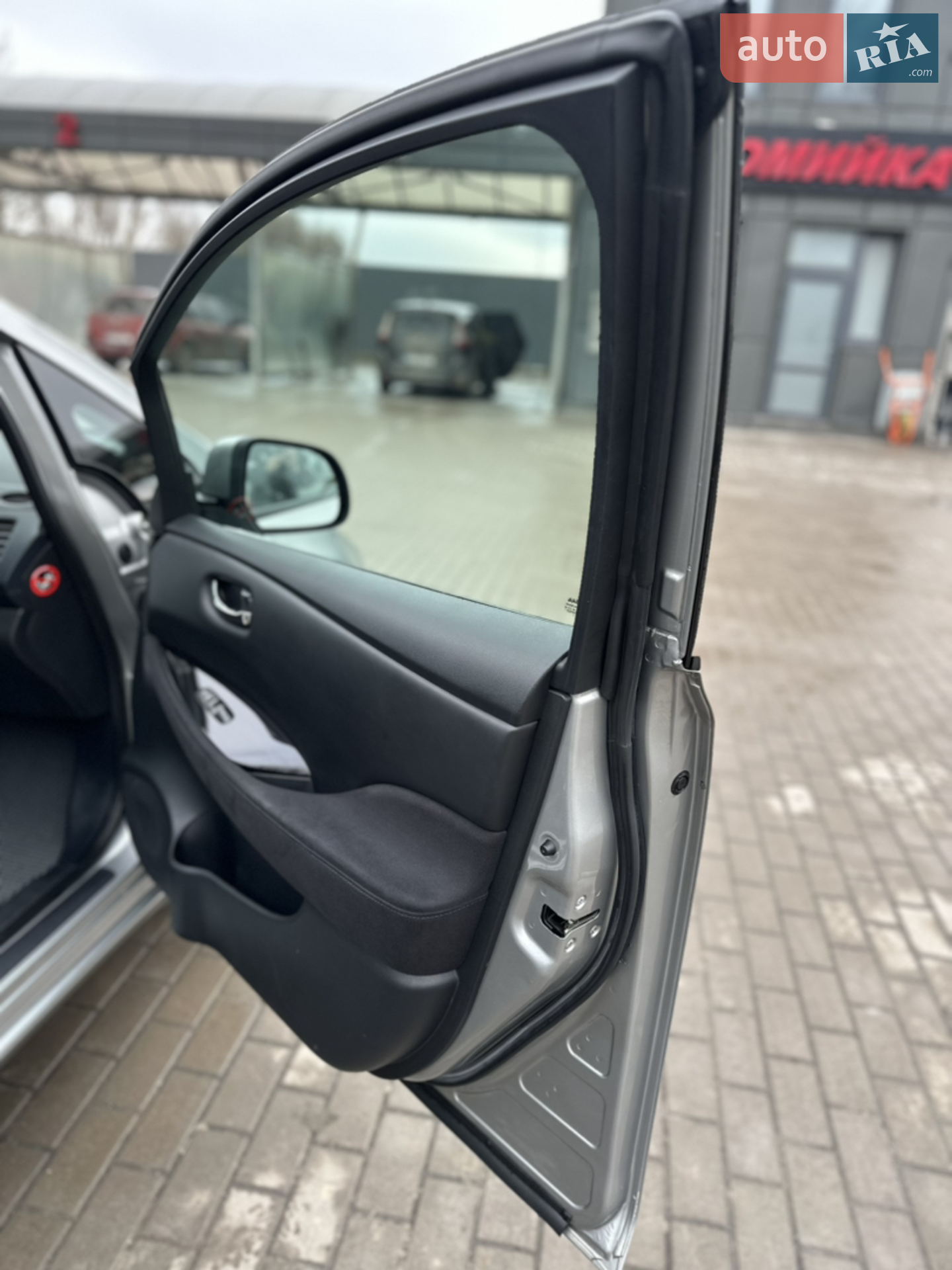 2013 Nissan Leaf - мініатюра 11
