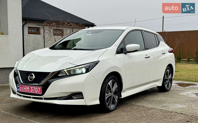 Хэтчбек Nissan Leaf 2021 в Броварах
