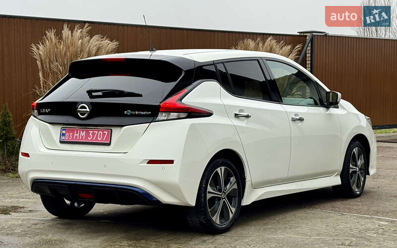 Хэтчбек Nissan Leaf 2021 в Броварах
