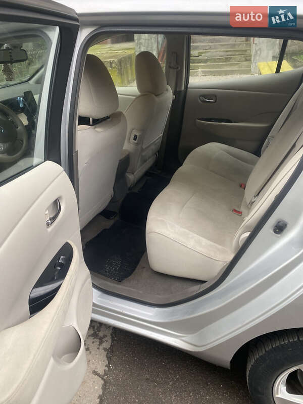 Хэтчбек Nissan Leaf 2012 в Тернополе фото 9 Хэтчбек Nissan Leaf 2012 в Тернополе