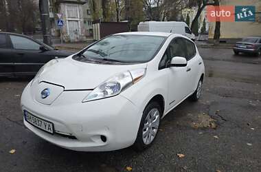 Хэтчбек Nissan Leaf 2013 в Одессе