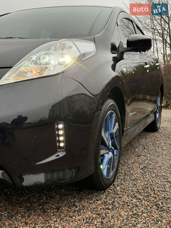 Хэтчбек Nissan Leaf 2017 в Белгороде-Днестровском