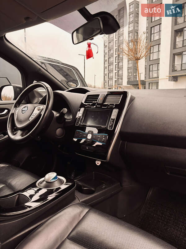 Хэтчбек Nissan Leaf 2017 в Луцке фото 5 Хэтчбек Nissan Leaf 2017 в Луцке