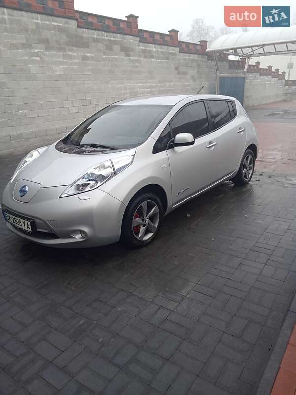 Nissan Leaf 2012