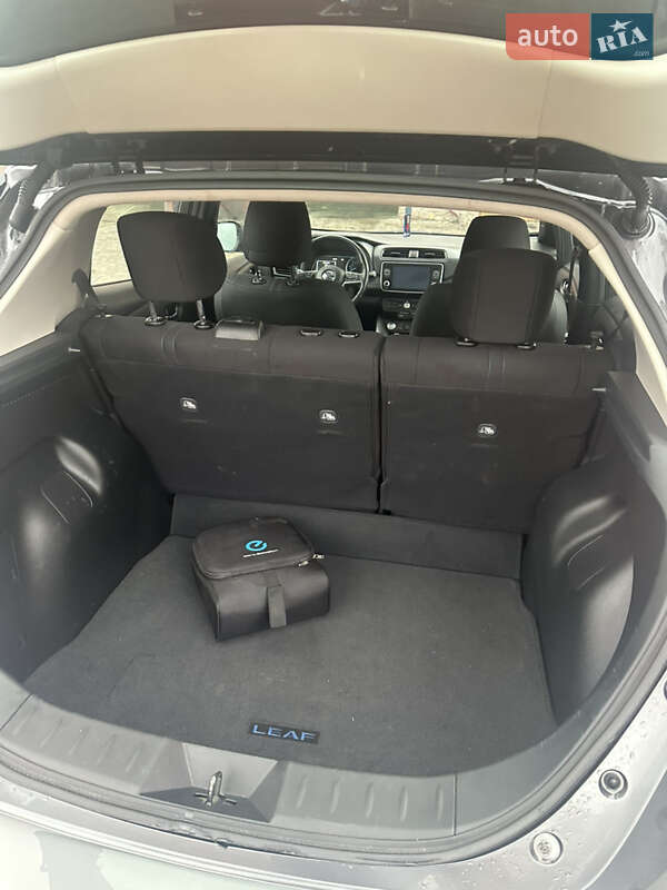 Хэтчбек Nissan Leaf 2020 в Тернополе фото 6 Хэтчбек Nissan Leaf 2020 в Тернополе