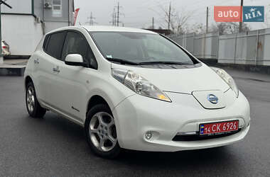 Хетчбек Nissan Leaf 2015 в Вінниці