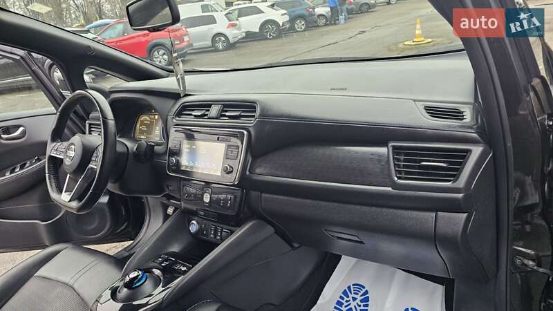 Хэтчбек Nissan Leaf 2018 в Киеве фото 15 Хэтчбек Nissan Leaf 2018 в Киеве