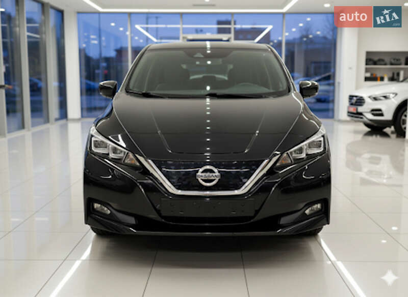Хэтчбек Nissan Leaf 2018 в Луцке