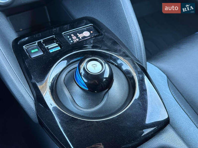 Хэтчбек Nissan Leaf 2020 в Стрые фото 50 Хэтчбек Nissan Leaf 2020 в Стрые