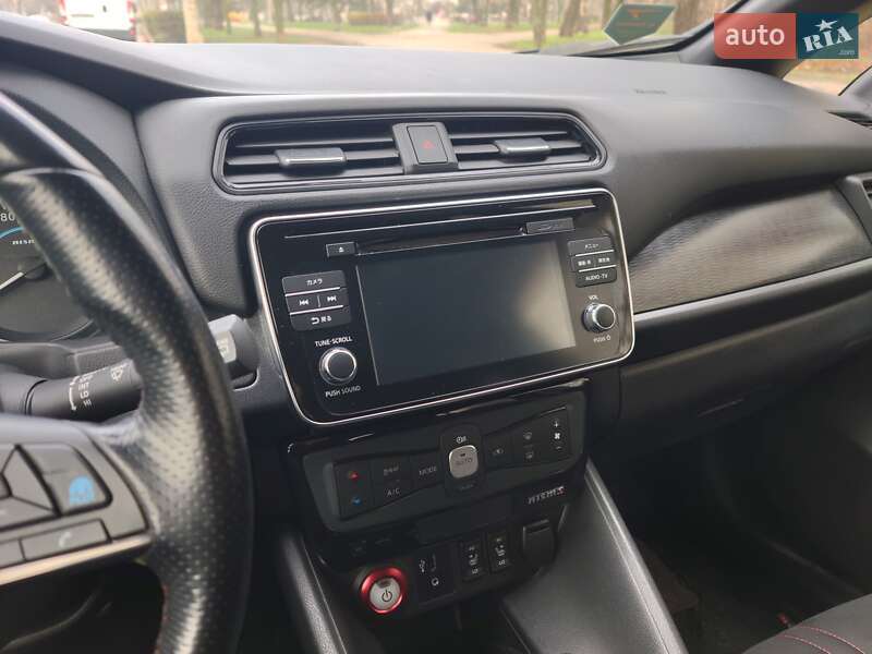 Хетчбек Nissan Leaf 2018 в Миколаєві фото 9 Хетчбек Nissan Leaf 2018 в Миколаєві
