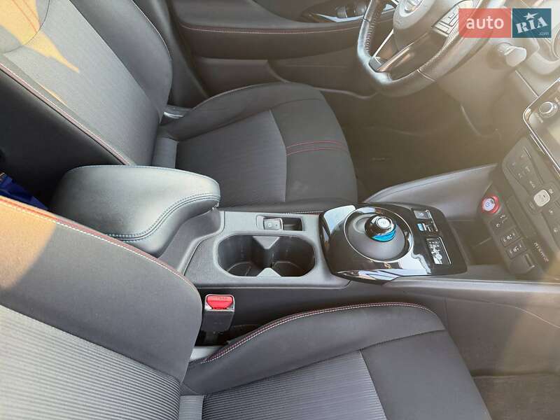 Хетчбек Nissan Leaf 2018 в Миколаєві фото 13 Хетчбек Nissan Leaf 2018 в Миколаєві