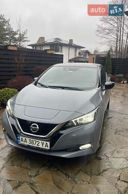 Хетчбек Nissan Leaf 2022 в Києві