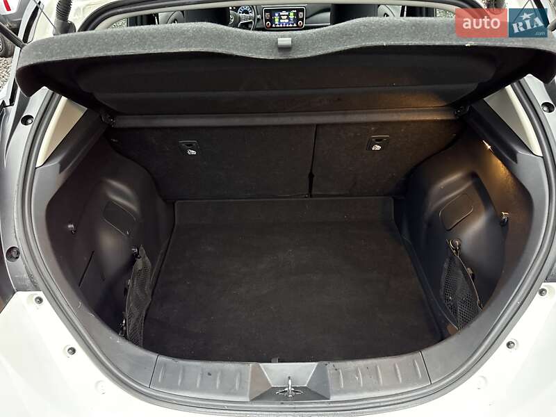 Хэтчбек Nissan Leaf 2021 в Луцке