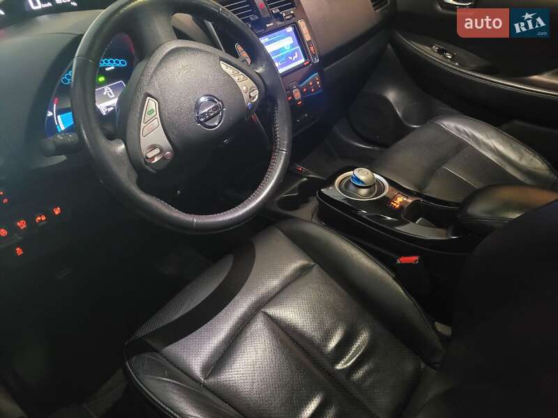 Хэтчбек Nissan Leaf 2014 в Киеве фото 6 Хэтчбек Nissan Leaf 2014 в Киеве