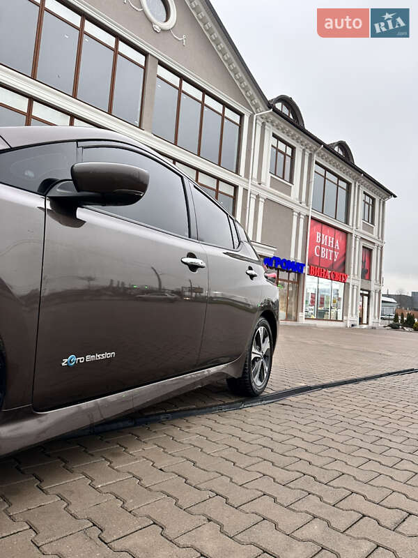 Хэтчбек Nissan Leaf 2018 в Черновцах фото 16 Хэтчбек Nissan Leaf 2018 в Черновцах