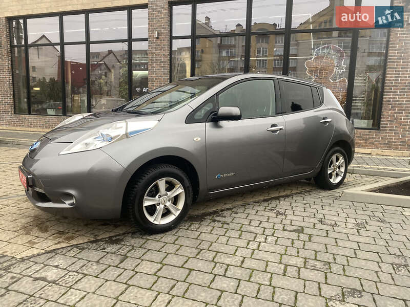 Хэтчбек Nissan Leaf 2014 в Ивано-Франковске