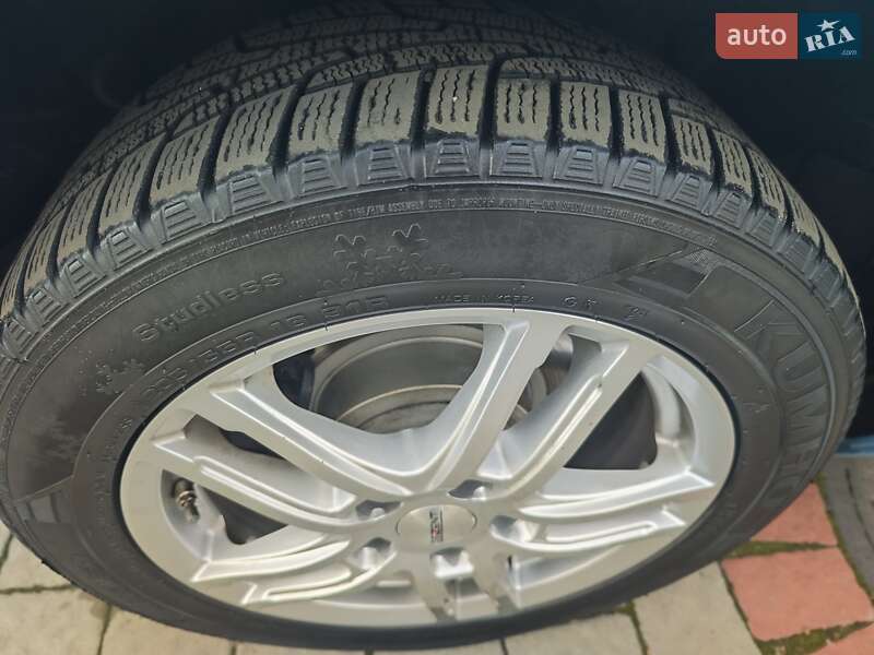 Хэтчбек Nissan Leaf 2016 в Львове