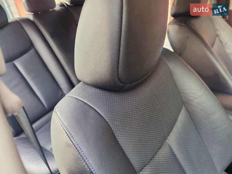 Хэтчбек Nissan Leaf 2016 в Львове