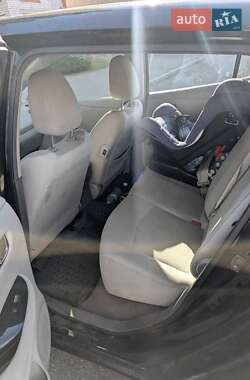 Хетчбек Nissan Leaf 2012 в Хмельницькому