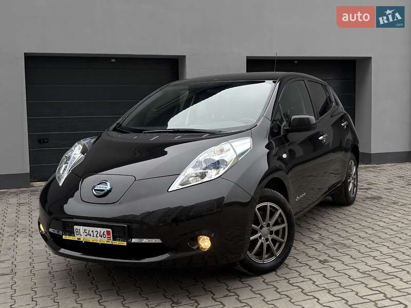 Хетчбек Nissan Leaf 2016 в Тернополі фото 3 Хетчбек Nissan Leaf 2016 в Тернополі