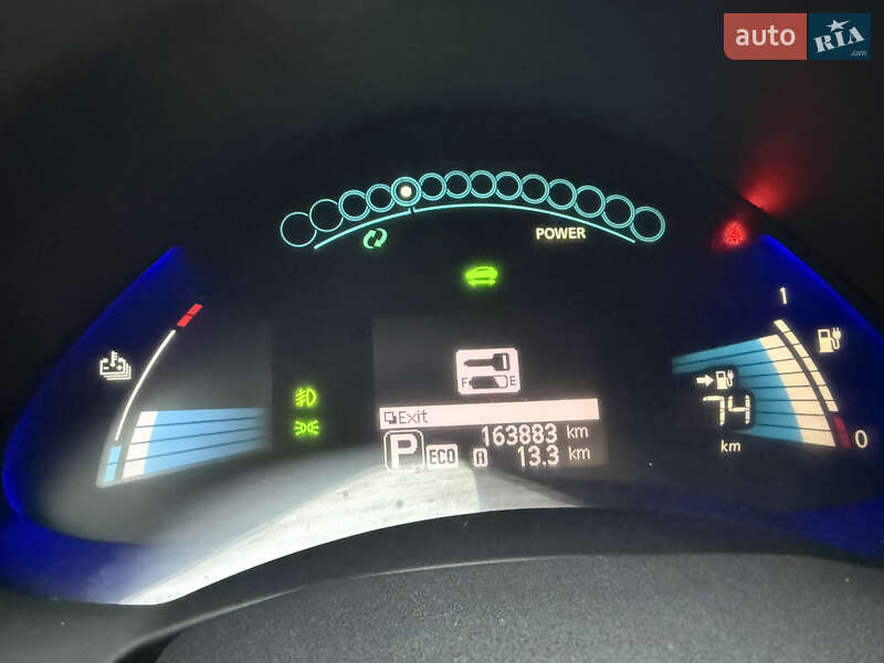 Хетчбек Nissan Leaf 2015 в Києві