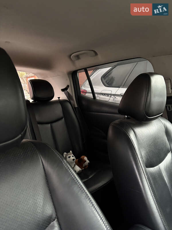 Хэтчбек Nissan Leaf 2015 в Житомире фото 10 Хэтчбек Nissan Leaf 2015 в Житомире