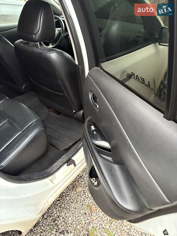 Хэтчбек Nissan Leaf 2015 в Житомире фото 18 Хэтчбек Nissan Leaf 2015 в Житомире
